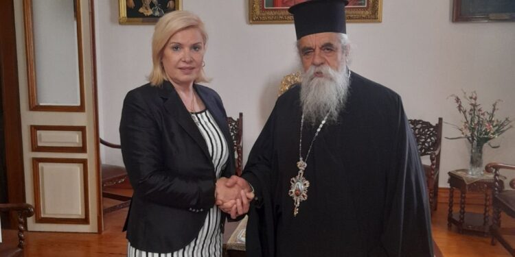 ΠΕΡΙΦΕΡΕΙΑ ΔΥΤΙΚΗΣ ΕΛΛΑΔΑΣ: Συνάντηση της Αντιπεριφερειάρχη Οικογένειας, Γεωργίας Ντάτσικα με τον Μητροπολίτη Ηλείας και Ωλένης, κ.κ. Αθανάσιο