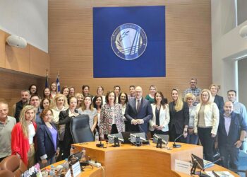 ΠΕΡΙΦΕΡΕΙΑ ΔΥΤΙΚΗΣ ΕΛΛΑΔΑΣ: Επιμορφωτική Δράση για εκπαιδευτικούς “Bring the European Union to your school! Experience it first hand”