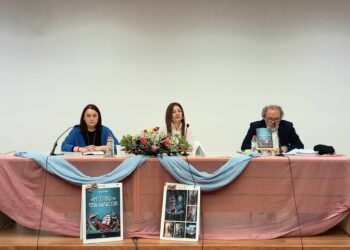 “Το μυστικό των επτά θαλασσών” παρουσιάστηκε στο Συνεδριακό Κέντρο Αμαλιάδας