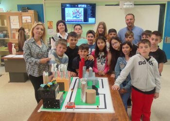 ΔΗΜΟΤΙΚΟ ΣΧΟΛΕΙΟ ΒΑΡΔΑΣ: Μια πρωτότυπη υποδοχή για την Ολυμπιακή Φλόγα