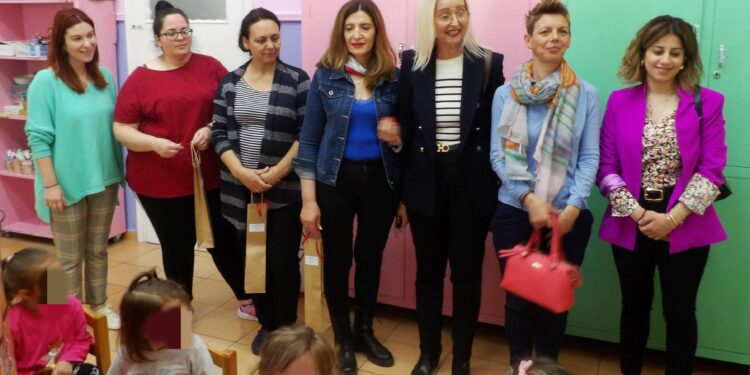 ΔΗΜΟΣ ΑΝΔΡΙΤΣΑΙΝΑΣ – ΚΡΕΣΤΕΝΩΝ: Πασχαλινά δώρα στους Παιδικούς Σταθμούς