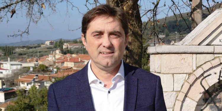 ΚΩΣΤΑΣ ΚΑΡΠΕΤΑΣ: “Η κρίση στην παράταξη της πλειοψηφίας αναδεικνύει την αδυναμία του Περιφερειάρχη να προασπίσει τα συμφέροντα της τοπικής κοινωνίας”
