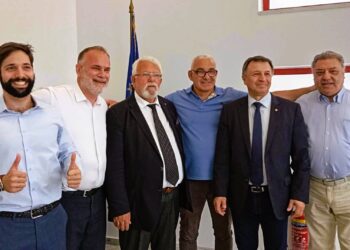 ΔΗΜΟΣ ΗΛΙΔΑΣ: Το γραφείο του Δημάρχου επισκέφτηκε κλιμάκιο υποψηφίων ευρωβουλευτών και στελεχών του νέου κόμματος “ΔΗΜΟΚΡΑΤΕΣ” του Ανδρέα Λοβέρδου