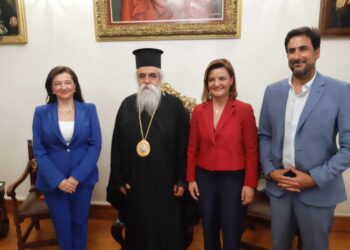 ΔΙΟΝΥΣΙΑ ΑΥΓΕΡΙΝΟΠΟΥΛΟΥ: “Σημαντικό το κοινωνικό έργο του Υπουργείου Κοινωνικής Συνοχής και Οικογένειας και της Μητρόπολης Ηλείας”