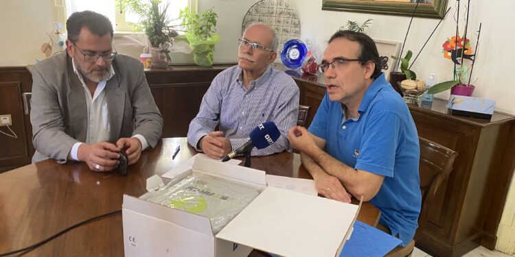 ΔΗΜΟΣ ΠΥΡΓΟΥ: Δωρεά απινιδωτή από τον Ι.Σ. Πύργου-Ολυμπίας