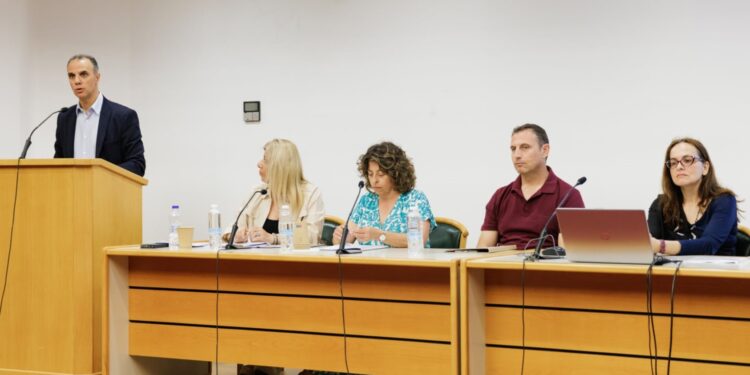 ΔΗΜΟΣ ΗΛΙΔΑΣ: Μια ξεχωριστή ημερίδα για τα έμφυλα στερεότυπα και την ενδοοικογενειακή βία από το Κέντρο Πρόληψης “Παρεμβάσεις”