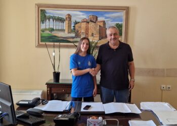 “Τιμά τη γαλανόλευκη και τον Δήμο Πηνειού”