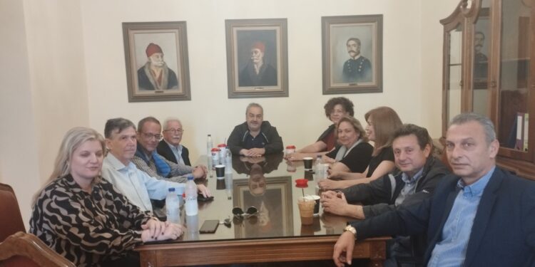 ΔΗΜΟΣ ΠΗΝΕΙΟΥ: Επίσκεψη της υποψηφίας Ευρωβουλευτή της “Νέας Αριστεράς” Μ. Καραμεσίνη στη Γαστούνη