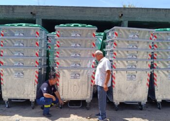 ΔΗΜΟΣ ΑΡΧΑΙΑΣ ΟΛΥΜΠΙΑΣ: Παραλαβή μεταλλικών κάδων
