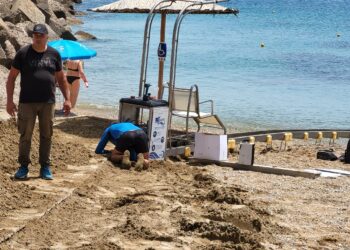 Π.Ε. Ηλείας: Τοποθετήθηκε το Seatrack στις Πλάκες Κατακόλου