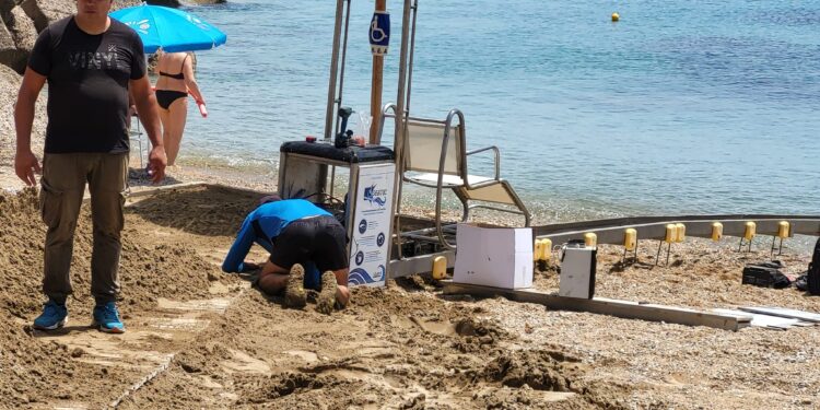 Π.Ε. Ηλείας: Τοποθετήθηκε το Seatrack στις Πλάκες Κατακόλου