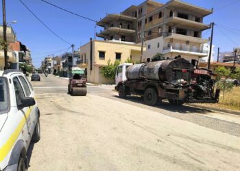 ΔΗΜΟΣ ΗΛΙΔΑΣ: Ξεκίνησε από το Δήμο  η οργανωμένη επούλωση λάκκων και σοβαρών προβλημάτων στο οδόστρωμα
