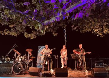 Αυθεντικές λαϊκές βραδιές σε Ράχες και Καλλιθέα