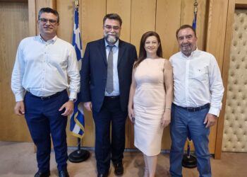ΔΙΟΝΥΣΙΑ ΑΥΓΕΡΙΝΟΠΟΥΛΟΥ: Συνάντηση στο Υπουργείο Υποδομών και Μεταφορών για το Υδατοδρόμιο Κυλλήνης