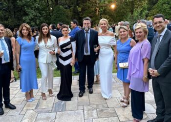 ΔΙΟΝΥΣΙΑ ΑΥΓΕΡΙΝΟΠΟΥΛΟΥ: Στην δεξίωση για τα 50 χρόνια από την αποκατάσταση της Δημοκρατίας