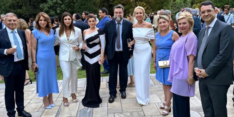ΔΙΟΝΥΣΙΑ ΑΥΓΕΡΙΝΟΠΟΥΛΟΥ: Στην δεξίωση για τα 50 χρόνια από την αποκατάσταση της Δημοκρατίας