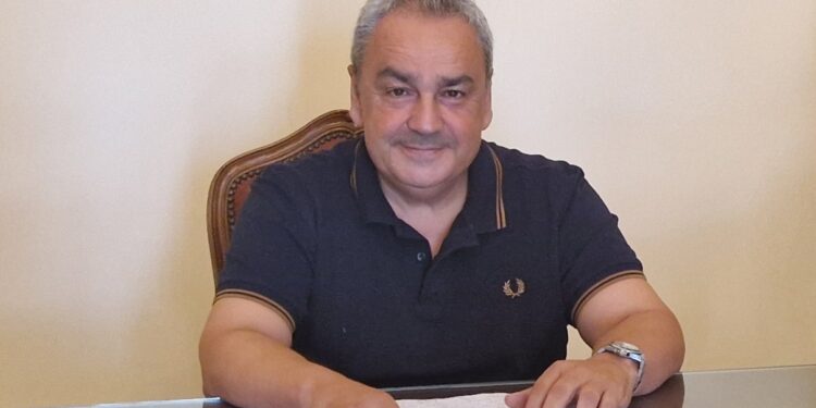 Μήνυμα Δημάρχου Πηνειού Αλέξη Καστρινού για τους επιτυχόντες στις Πανελλαδικές εξετάσεις