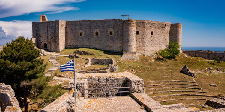 Τα “φώτα” στο Κάστρο Χλεμούτσι