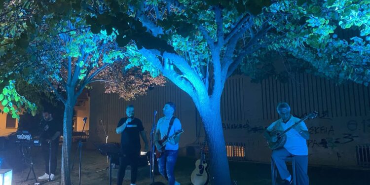 ΠΥΡΓΟΣ: Όμορφο μουσικό ταξίδι από το “Λαϊκό Δίφωνο” στην εκδήλωση της Περιφέρειας