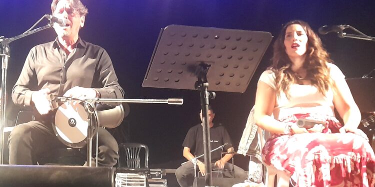 Ξεφάντωμα με το Θοδωρή Κοτονιά!