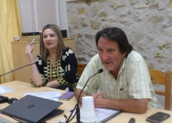 Με μεγάλη επιτυχία η παρουσίαση του βιβλίου “Ιφιγένεια εν Βραυρώνι” (φωτος)