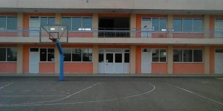 ΔΗΜΟΣ ΗΛΙΔΑΣ: “Με μία απαράδεκτη και αιφνιδιαστική απόφαση, το Υπουργείο Παιδείας ανακοίνωση την κατάργηση του ΣΑΕΚ Αμαλιάδας και τη μεταφορά του στο Πύργο”