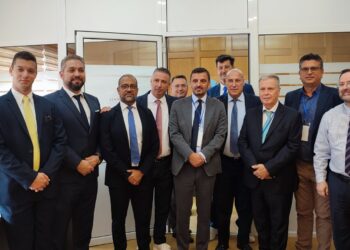 Πρωτοποριακή Συνεργασία Ελλάδας-Ιταλίας για την Ανάπτυξη των Τουριστικών και Επιχειρηματικών Δεσμών μέσω Υδροπλάνων!