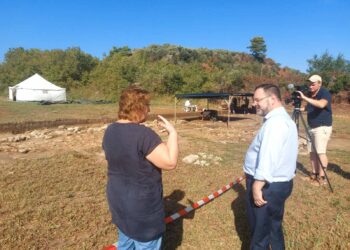 ΠEΡΙΦΕΡΕΙΑΚΗ ENOTHTA HΛΕΙΑΣ: Επίσκεψη Ν. Κοροβέση στο Κλειδί Σαμικού και ενημέρωση για τις ανασκαφές