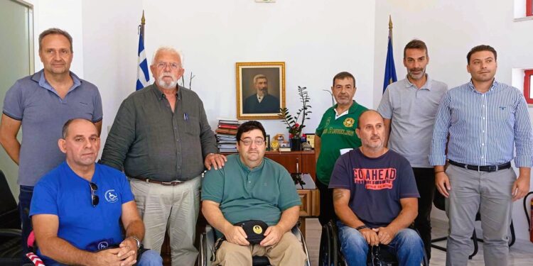 ΔΗΜΟΣ ΗΛΙΔΑΣ: Διαρκής η συνεργασία ανάμεσα στη Δημοτική αρχή Ήλιδας και το Σωματείο Παραπληγικών και Κινητικά Ανάπηρων Ηλείας