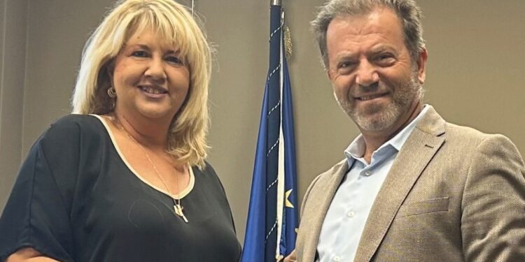 ΠΕΡΙΦΕΡΕΙΑ ΔΥΤΙΚΗΣ ΕΛΛΑΔΑΣ: Συνάντηση της Αντιπεριφερειάρχη Δημόσιας Υγείας,Α.Μαστοράκου, με τον Αναπληρωτή Περιφερειακό Διευθυντή Εκπαίδευσης Ν.Δελέγκο