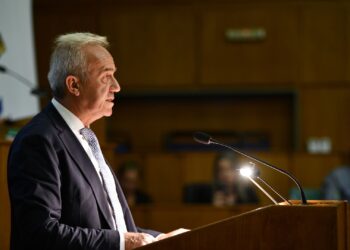 Οι υποψήφιοι σύμβουλοι της Επιμελητηριακής παράταξης “Οι Επιχειρήσεις Μπροστά” του Κώστα Λεβέντη
