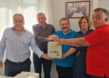 ΔΗΜΟΣ ΠΗΝΕΙΟΥ: Παραχώρηση απινιδωτή τελευταίας τεχνολογίας στη Δημοτική Κοινότητα Δήμητρας