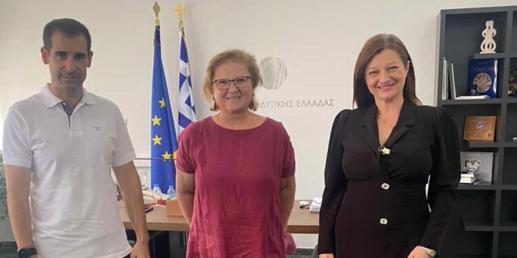 Συνάντηση εργασίας Αυγερινοπούλου, Γιαννόπουλου και Eder για την εξέλιξη του ανασκαφικού έργου στο Κλειδί Σαμικού