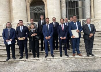 ΔΗΜΟΣ ΑΝΔΡΑΒΙΔΑΣ – ΚΥΛΛΗΝΗΣ: Σε Ρώμη και Βατικανό ο Δήμαρχος Γιάννης Λέντζας