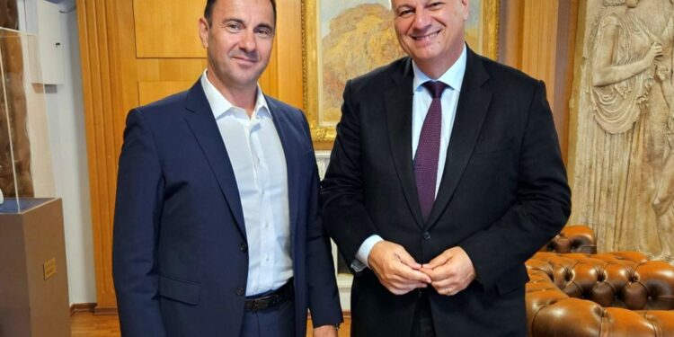 ΚΩΝΣΤΑΝΤΙΝΟΣ ΜΗΤΡΟΠΟΥΛΟΣ: Συνάντηση με τον Υπουργό Αγροτικής Ανάπτυξης για την προστασία του αγροτικού εισοδήματος στο Δήμο Ζαχάρως