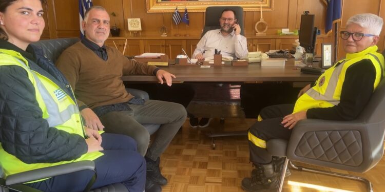 ΔΗΜΟΣ ΠΥΡΓΟΥ: Με τη συνδρομή της Π.Ε. Ηλείας ο καθαρισμός ρεμάτων και τάφρων