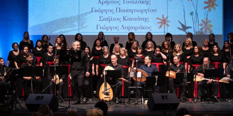 ΠΟΛΙΤΙΣΤΙΚΟΣ ΣΥΛΛΟΓΟΣ ΤΡΑΠΕΖΙΚΩΝ Ν. ΗΛΕΙΑΣ: Μουσικοχορευτική Παράσταση- Αφιέρωμα στη Σμύρνη και στην Πόλη