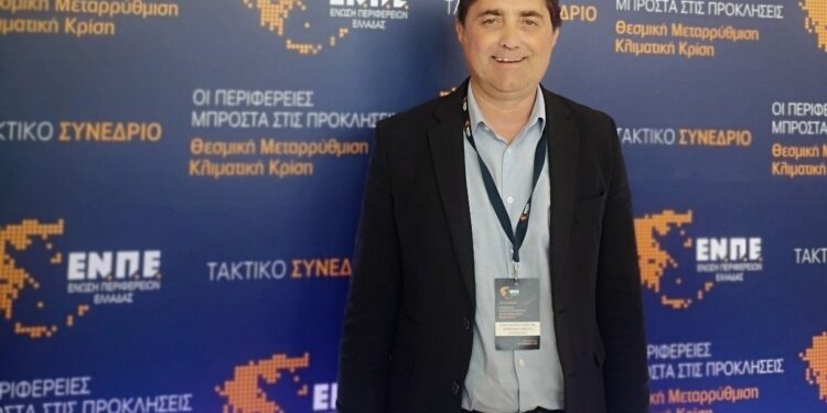 ΚΩΣΤΑΣ ΚΑΡΠΕΤΑΣ: “Ο νέος εκλογικός νόμος οδηγεί σε «παζάρια»  και απομακρύνει τους πολίτες από τα κοινά”