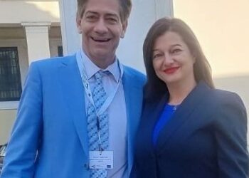 ΔΙΟΝΥΣΙΑ ΑΥΓΕΡΙΝΟΠΟΥΛΟΥ: Συνάντηση εργασίας με τον Γ. Γραμματέα του ΥΠΕΝ για περιβαλλοντικά και αναπτυξιακά θέματα της Ηλείας