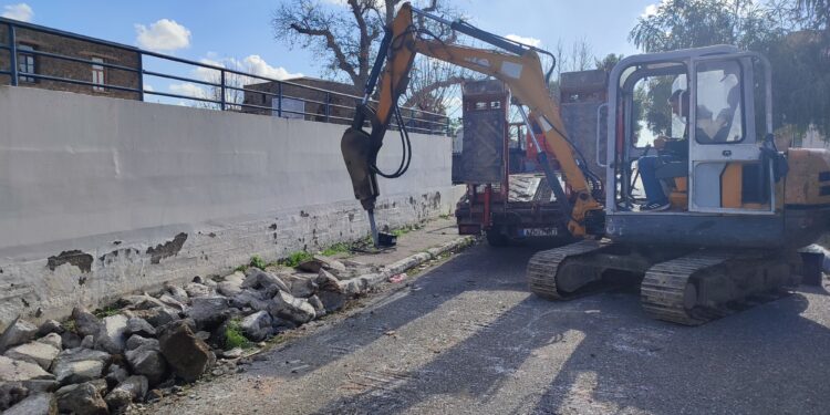 ΔΗΜΟΣ ΑΝΔΡΑΒΙΔΑΣ – ΚΥΛΛΗΝΗΣ: Ξεκίνησαν οι εργασίες για την ανάπλαση της πλατείας Αγίας Σοφίας και των περιμετρικών οδών στην Ανδραβίδα