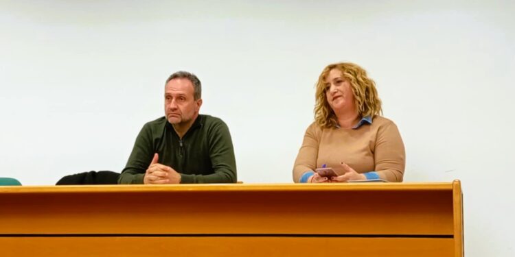ΔΗΜΟΣ ΗΛΙΔΑΣ: η πρώτη συνάντηση του Δήμου με συλλόγους, σωματεία και εθελοντές… και το “Καρναβάλι Αμαλιάδας 2025” αρχίζει!