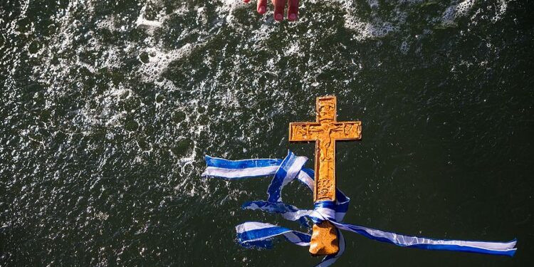 ΠΕΡΙΦΕΡΕΙΑ ΔΥΤΙΚΗΣ ΕΛΛΑΔΑΣ: Οι εκπροσωπήσεις στις τελετές Καθαγιασμού των Yδάτων