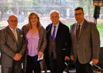 ΔΗΜΟΣ ΗΛΙΔΑΣ: Τιμήθηκε από τη Λέσχη Αρχιμαγείρων Πελοποννήσου και Δυτικής Ελλάδας για τη συνεργασία τους στα μεγάλα Φεστιβάλ