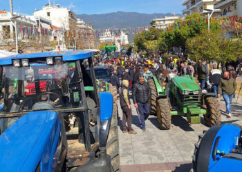 Στα μπλόκα του αγώνα οι βιοπαλαιστές αγρότες – κτηνοτρόφοι