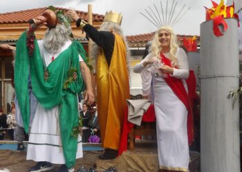 Η φαντασία …οργιάζει για to 30o Καρναβάλι Κρεστένων