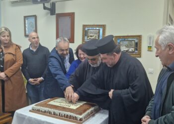 ΔΗΜΟΣ ΠΗΝΕΙΟΥ: Κοπή της πρωτοχρονιάτικης πίτας στα ΚΑΠΗ του Δήμου