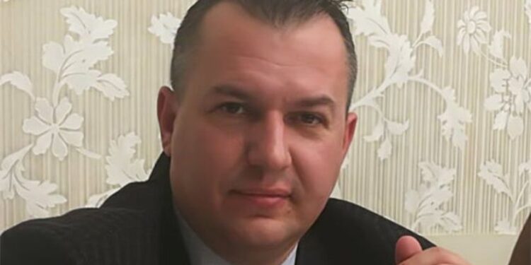 ΧΡΗΣΤΟΣ ΒΛΑΧΟΣ: Ζητά ενημέρωση στην ειδική συνεδρίαση λογοδοσίας για πλατεία, Δημαρχείο και Παιδικό Σταθμό Νέας Φιγαλείας