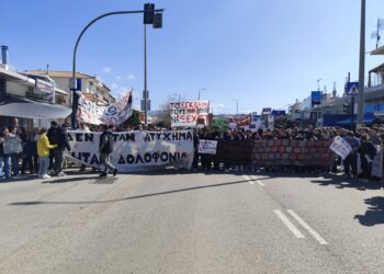 “Όλων των νεκρών είμαστε φωνή, το έγκλημα στα Τέμπη δεν θα συγκαλυφθεί”