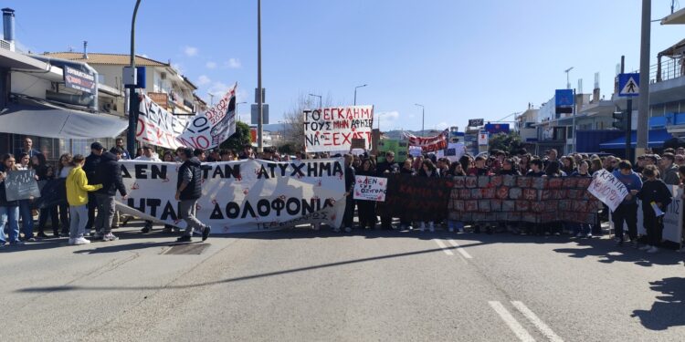 “Όλων των νεκρών είμαστε φωνή, το έγκλημα στα Τέμπη δεν θα συγκαλυφθεί”