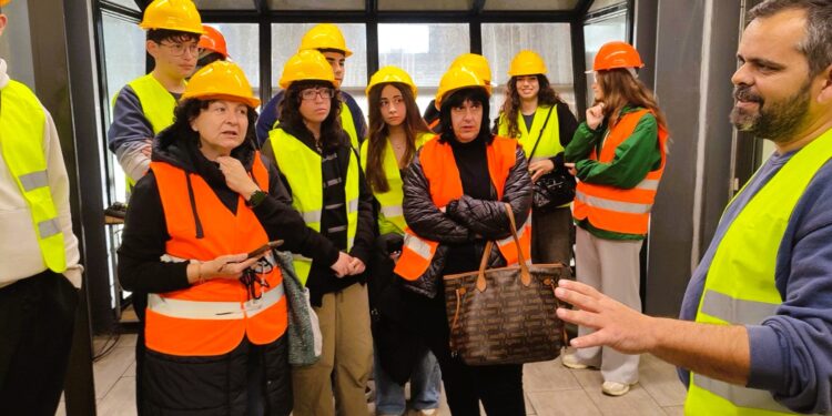 2ο ΛΥΚΕΙΟ ΑΜΑΛΙΑΑΣ: Επίσκεψη στο Βιολογικό Καθαρισμό Αμαλιάδας και το Εργοστάσιο Επεξεργασίας Απορριμμάτων της Τριανταφυλλιάς